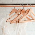 27 Minimalist Clothes Manufacturers Your Funds Will Love